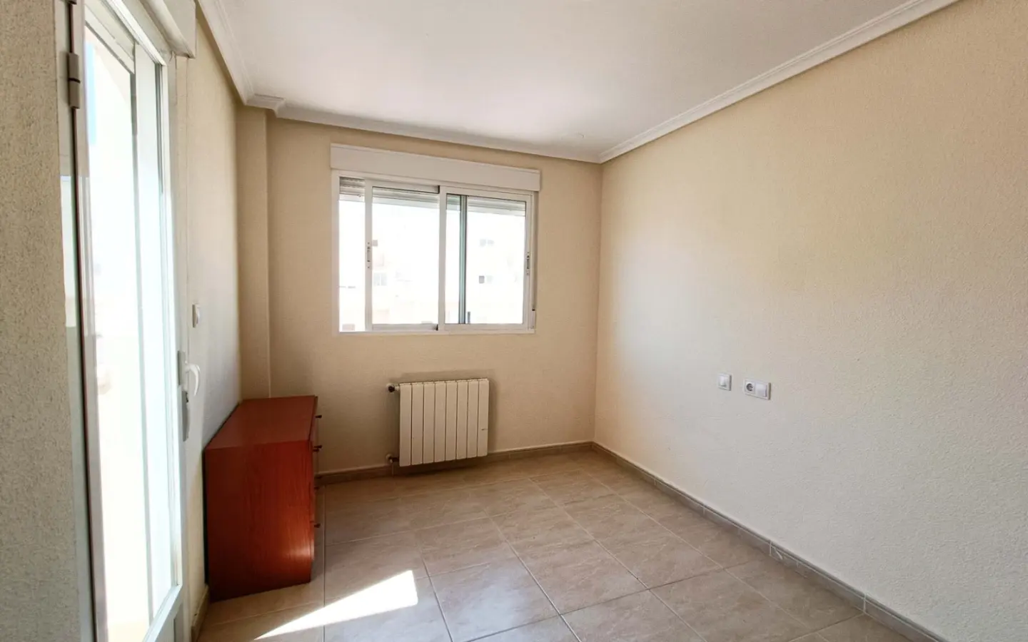 3-bedroom Apartment In Hondón De Los Frailes, Spain (90 M²)