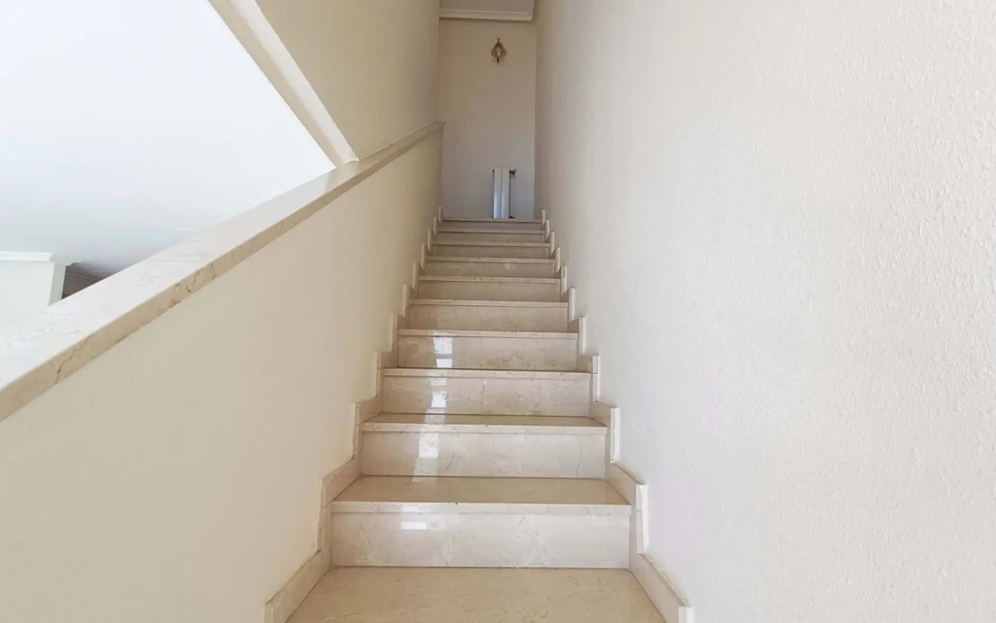 3-bedroom Apartment In Hondón De Los Frailes, Spain (90 M²)