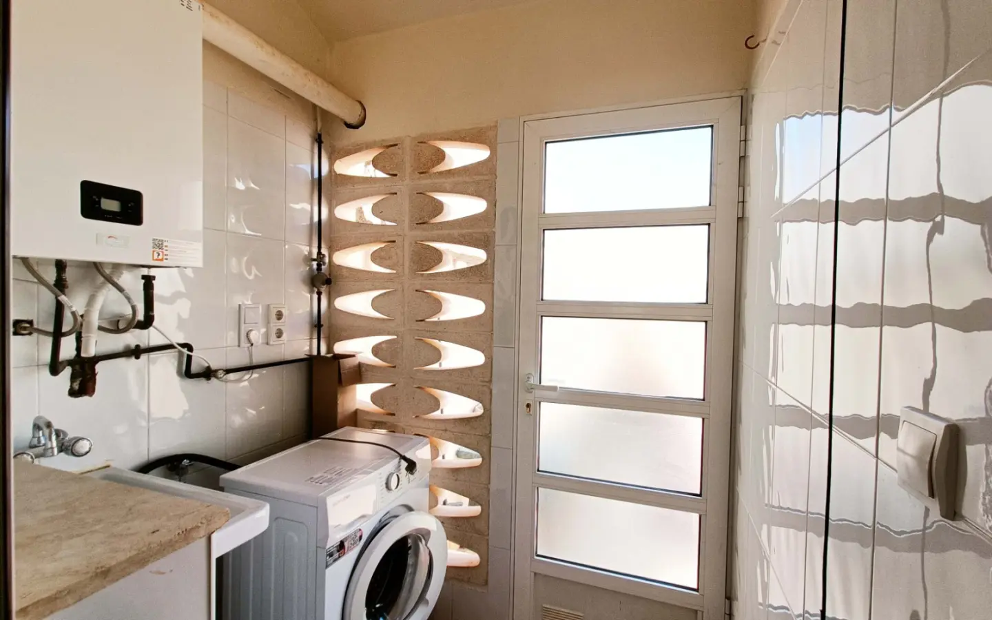 3-bedroom Apartment In Hondón De Los Frailes, Spain (90 M²)