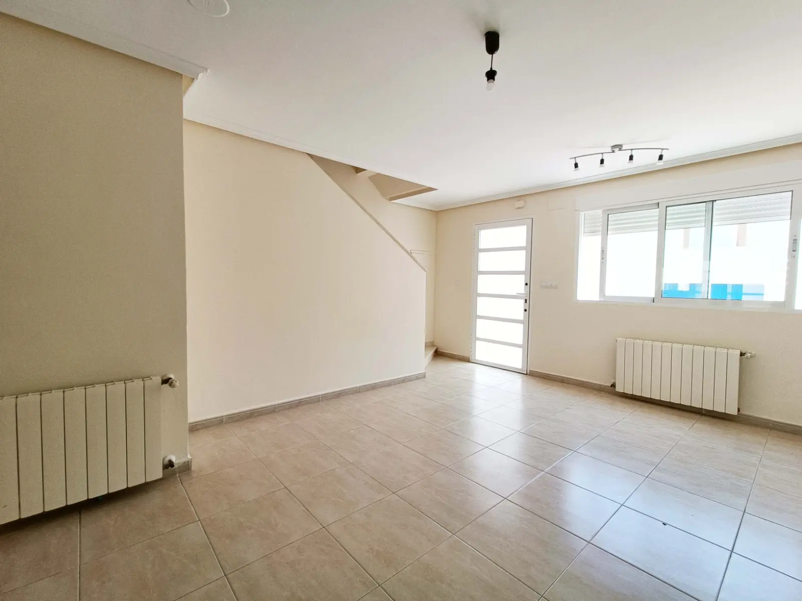 Apartment Of 90 M² In Hondón De Los Frailes