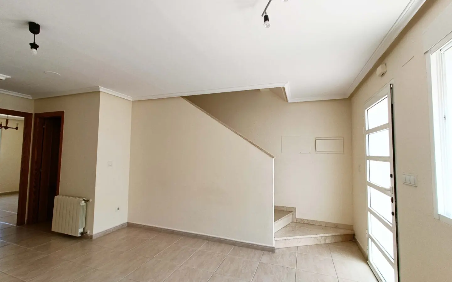 3-bedroom Apartment In Hondón De Los Frailes, Spain (90 M²)