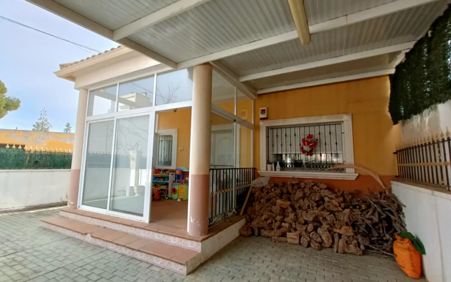 3-bedroom Detached Villa In Hondón De Los Frailes, Spain (145 M²)