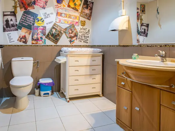 3-bedroom Townhouse In Pinoso, Spain (417 M²)