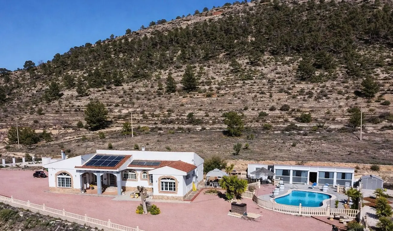 Detached Villa Of 275 M² In Monovar, Spain