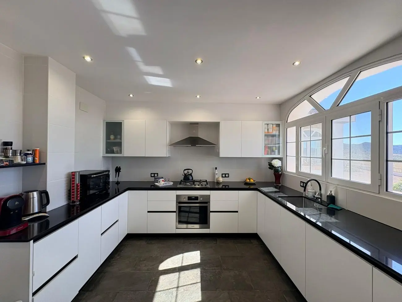 Detached Villa Of 275 M² In Monovar, Spain