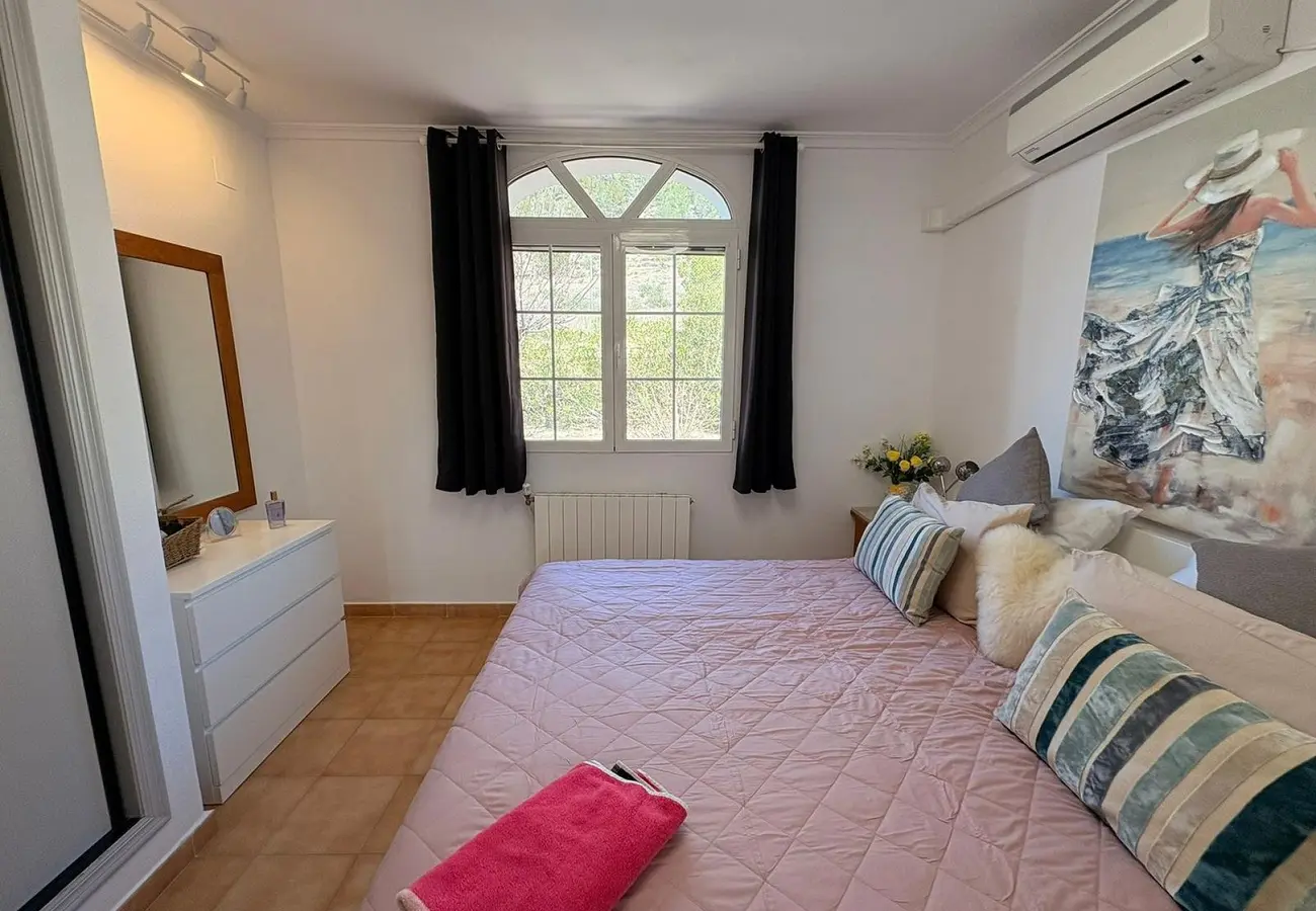 4-bedroom Detached Villa In Monovar, Spain (275 M²)