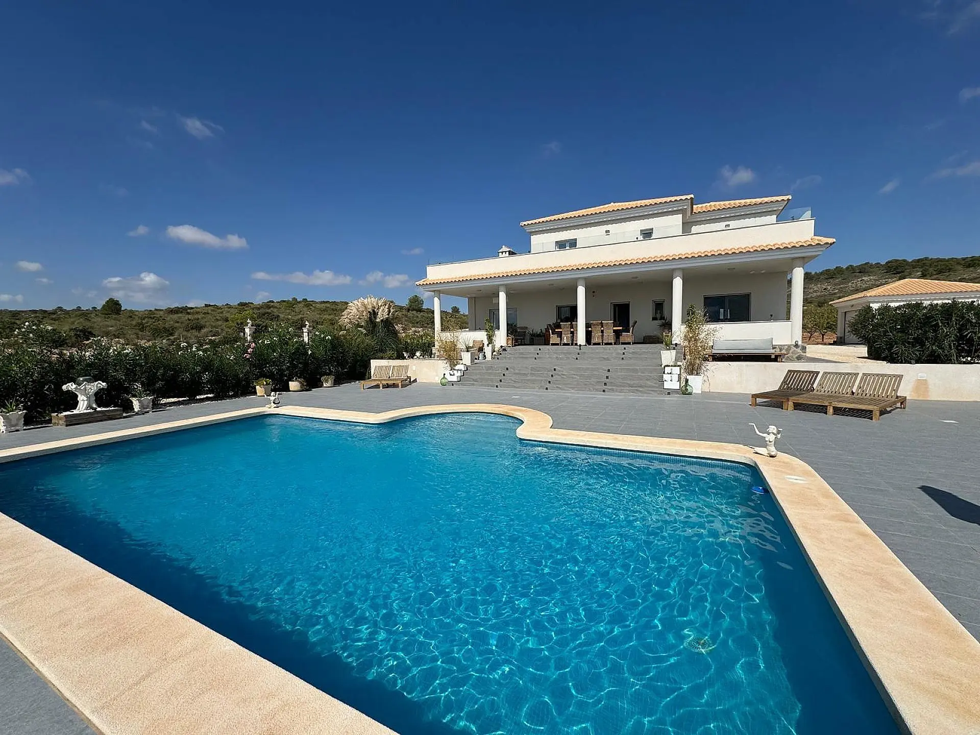 Detached Villa Of 354 M² In Pinoso, Spain