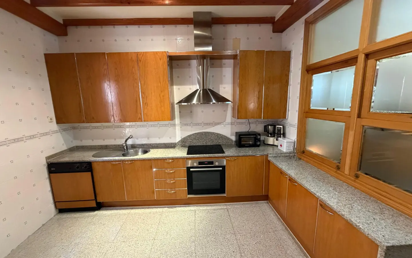 4-bedroom Apartment In Jumilla, Spain (518 M²)