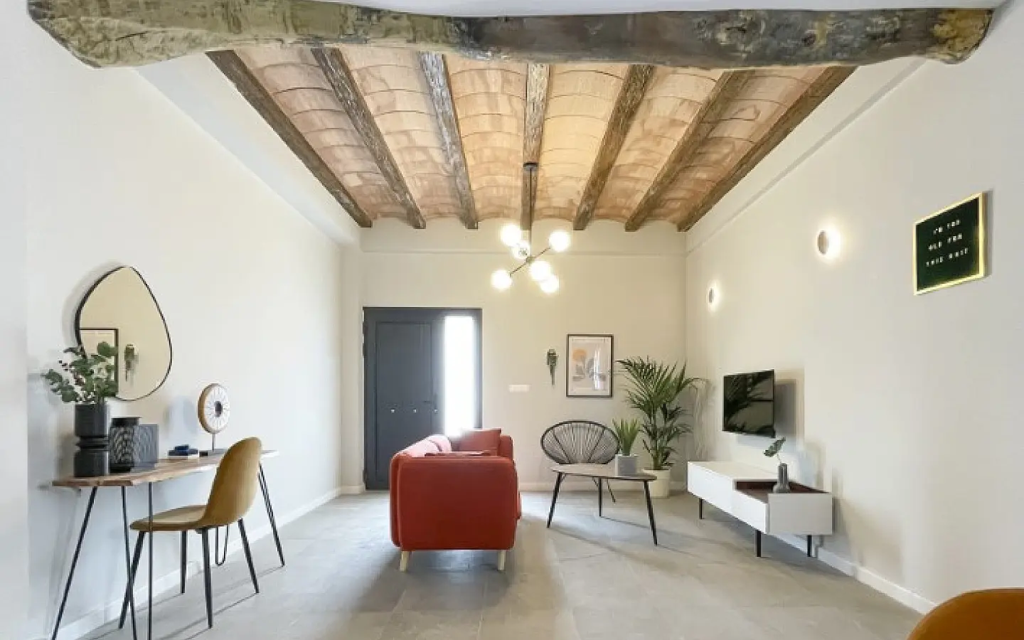 3-bedroom Townhouse In Pinoso, Spain (179 M²)