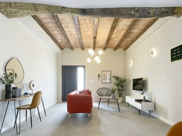 3-bedroom Townhouse In Pinoso, Spain (179 M²)