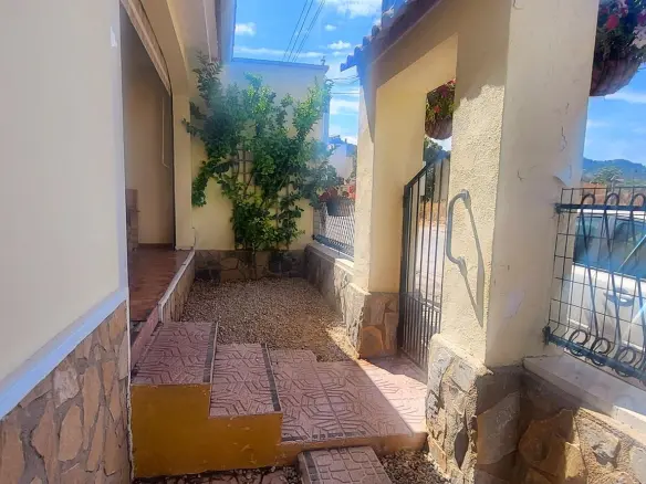 3-bedroom Detached Villa In Cañada De La Leña, Spain (163 M²)