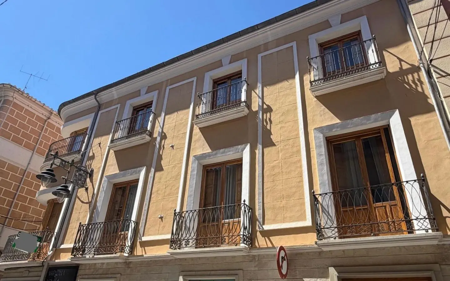 4-bedroom Apartment In Jumilla, Spain (518 M²)