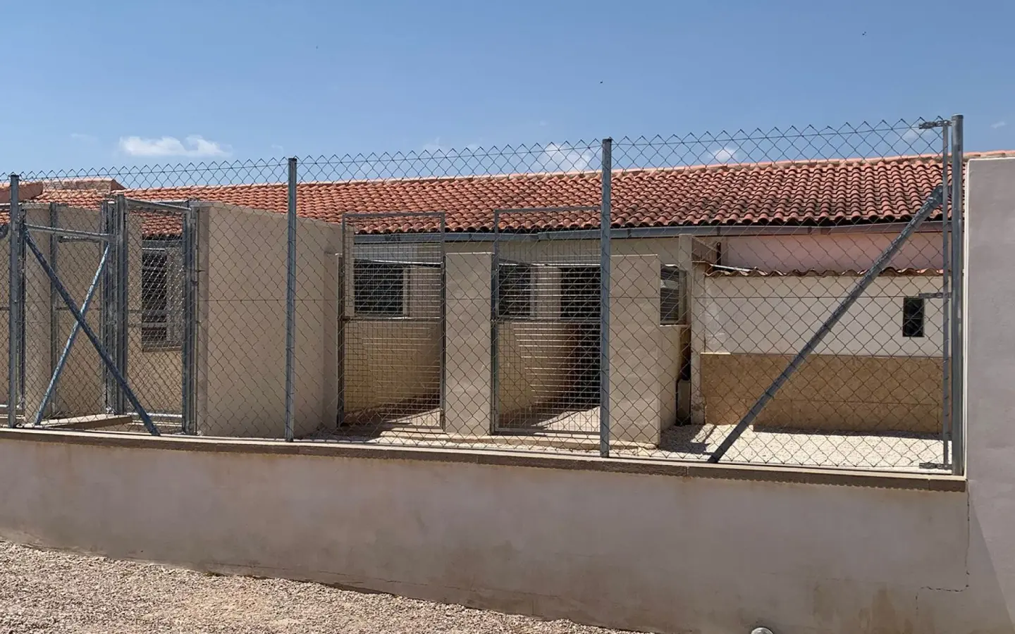 4-bedroom Commercial In Salinas, Spain (252 M²)