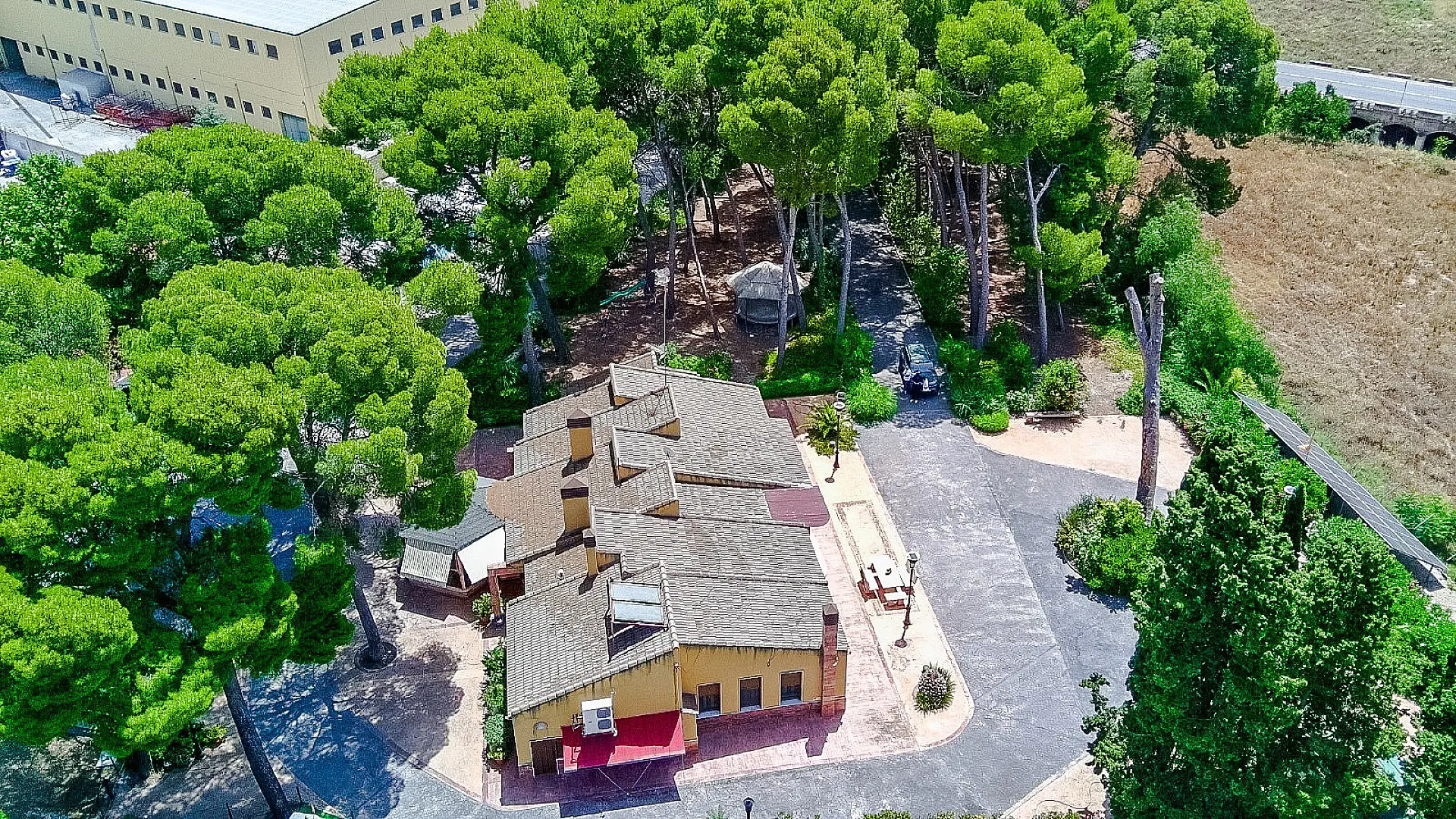 Detached Villa Of 320 M² In Yecla
