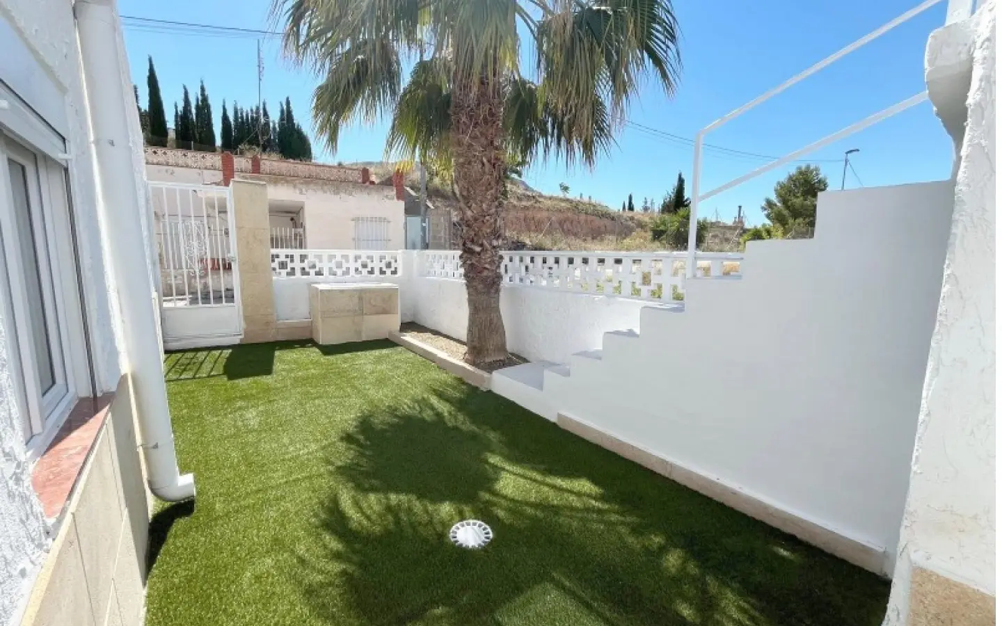 3-bedroom Townhouse In Alguena, Spain (126 M²)