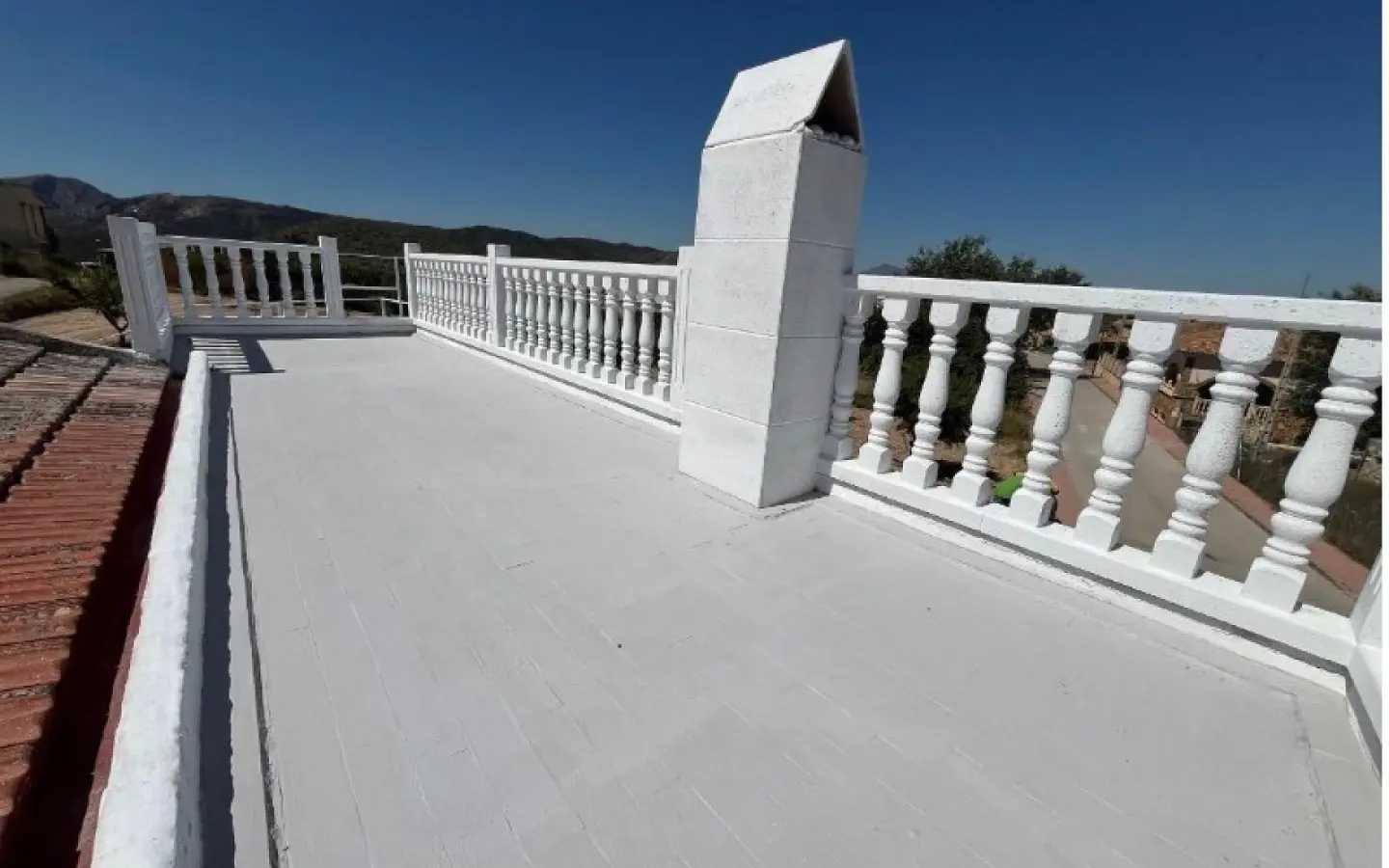 3-bedroom Townhouse In Alguena, Spain (126 M²)