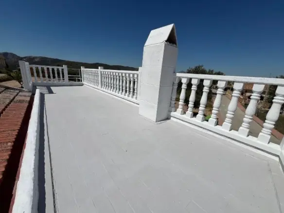 3-bedroom Townhouse In Alguena, Spain (126 M²)