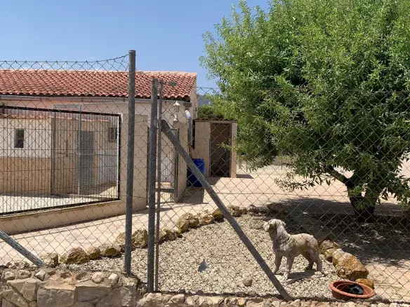 4-bedroom Commercial In Salinas, Spain (252 M²)