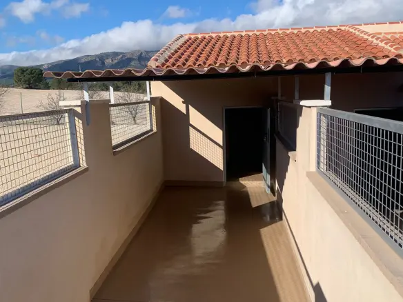 4-bedroom Commercial In Salinas, Spain (252 M²)