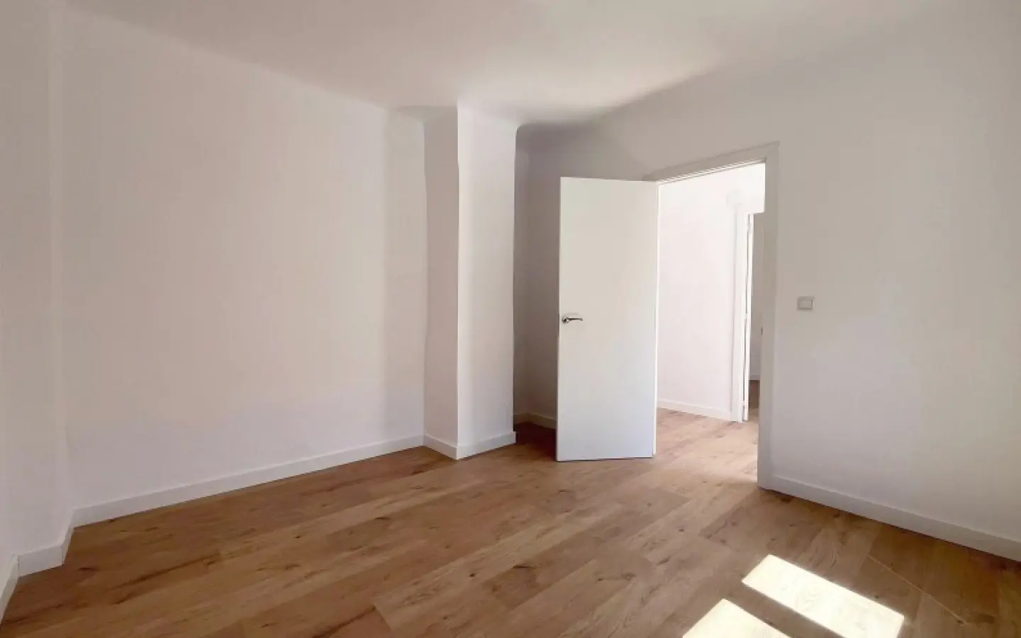 3-bedroom Townhouse In Alguena, Spain (126 M²)