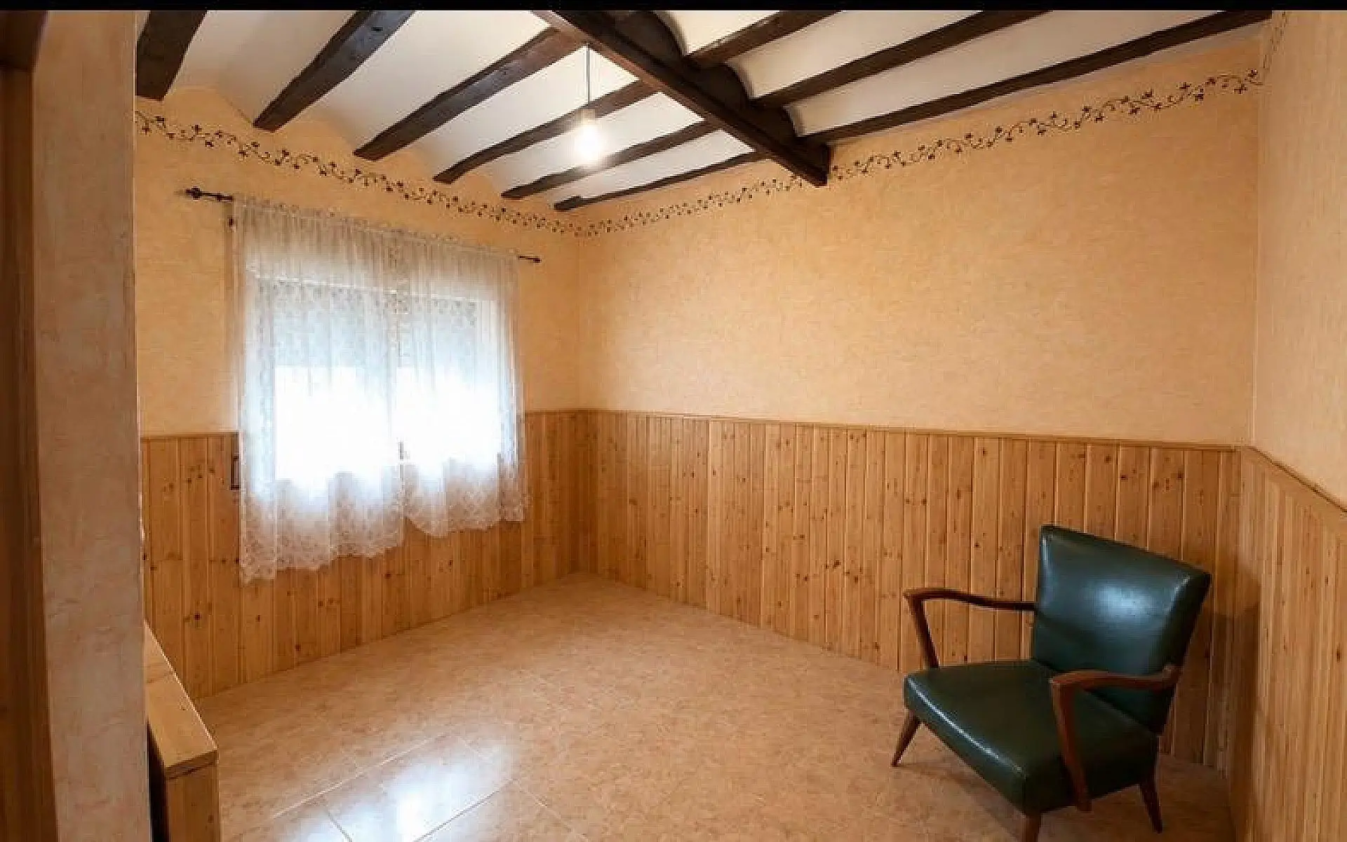 Townhouse Of 220 M² In Pinoso, Spain