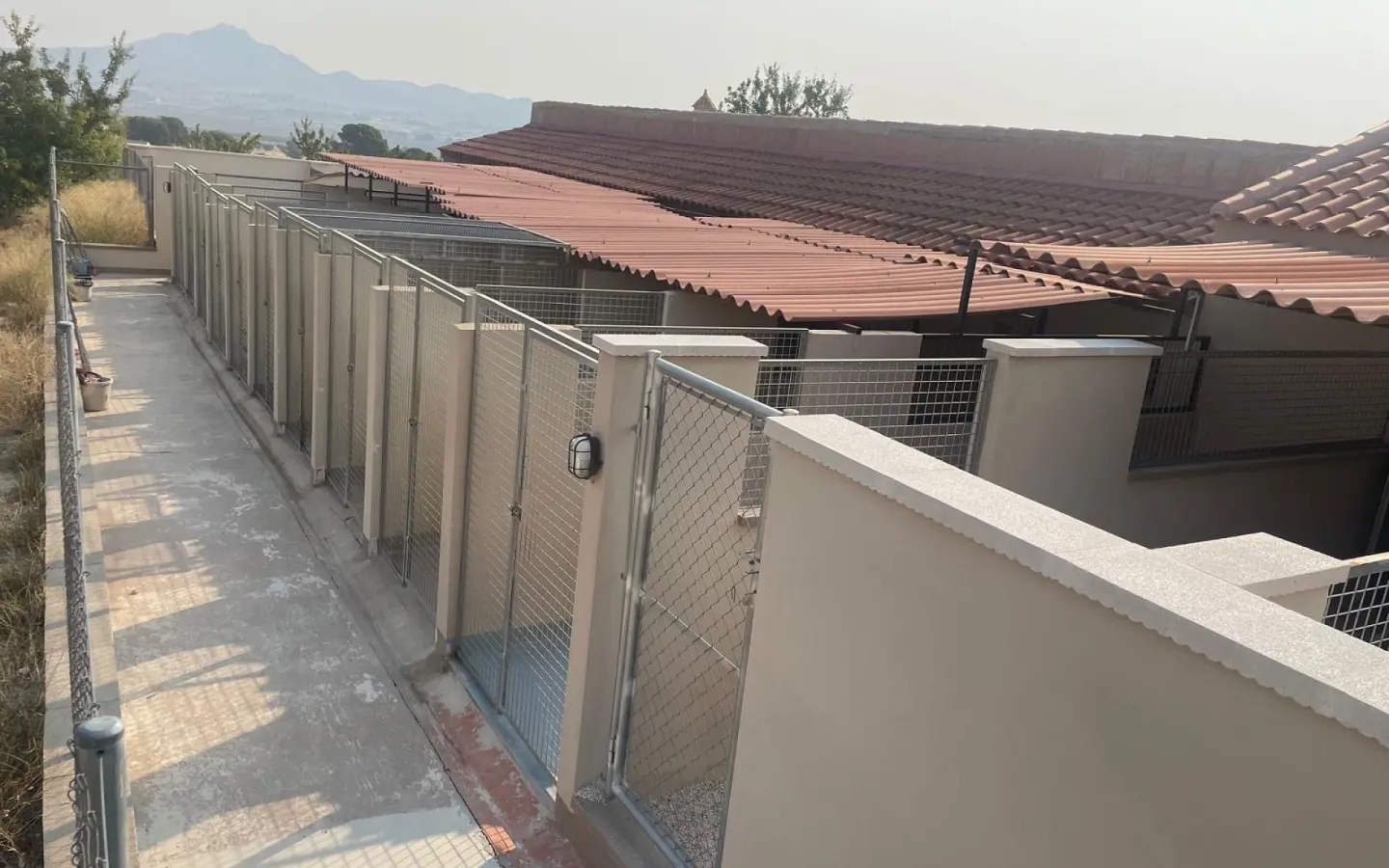 4-bedroom Commercial In Salinas, Spain (252 M²)