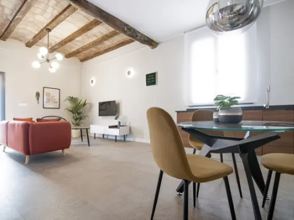 3-bedroom Townhouse In Pinoso, Spain (179 M²)