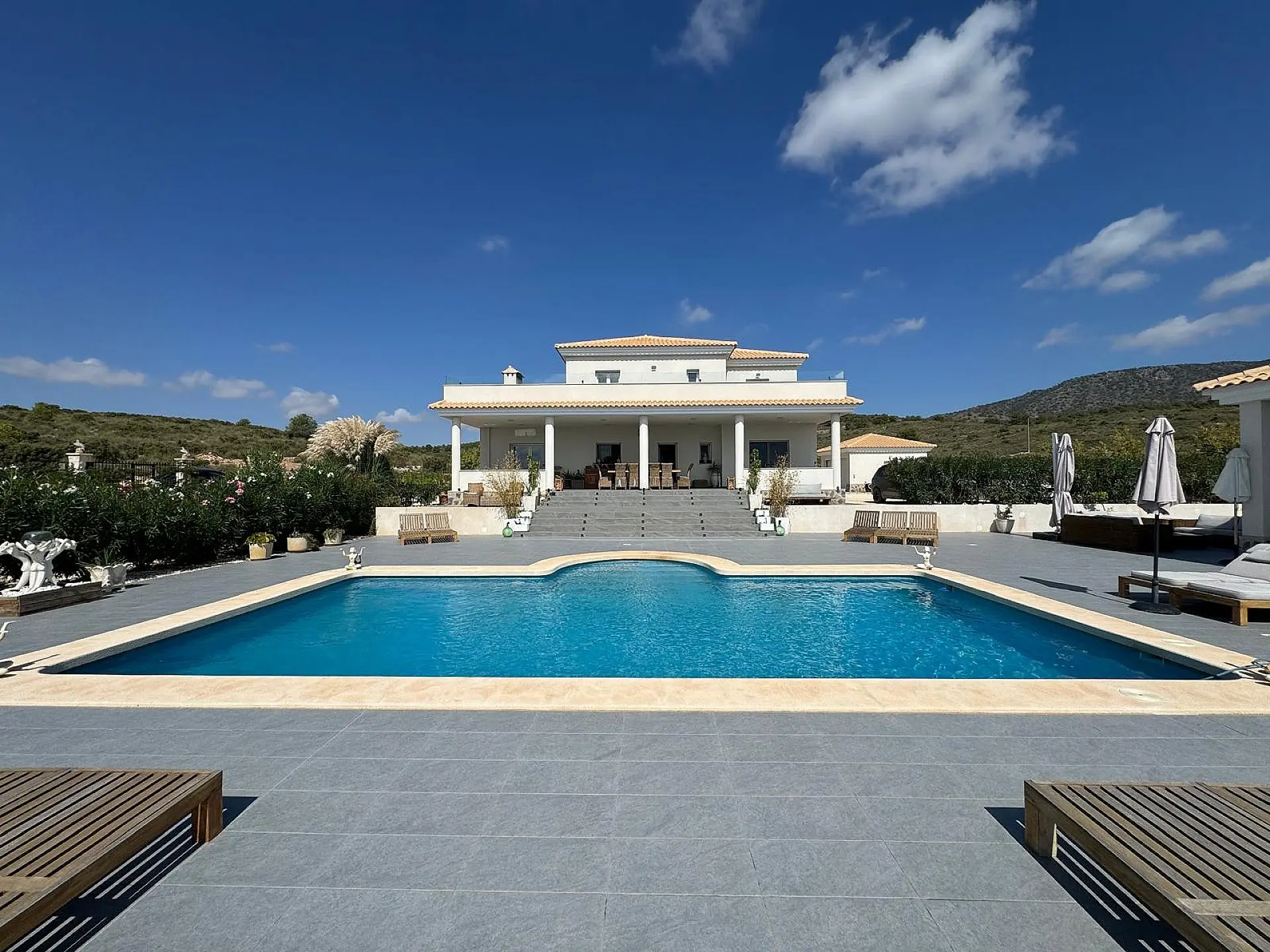Detached Villa Of 354 M² In Pinoso, Spain