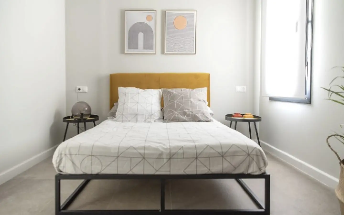 3-bedroom Townhouse In Pinoso, Spain (179 M²)