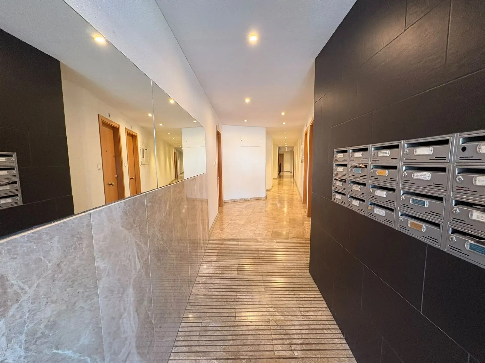 Apartment Of 94 M² In Sax, Spain