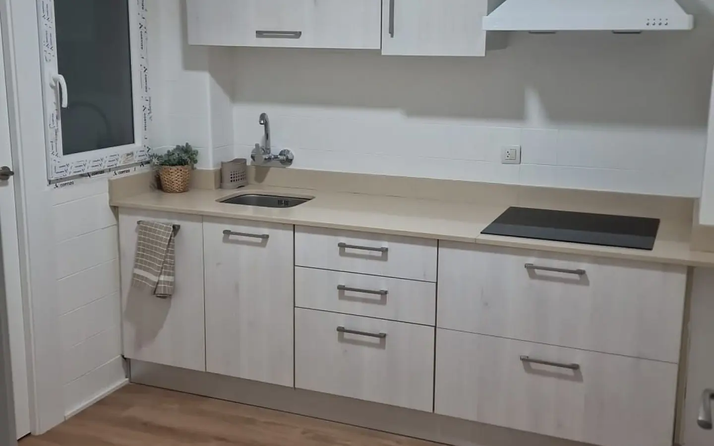 4-bedroom Apartment In Yecla, Spain (100 M²)