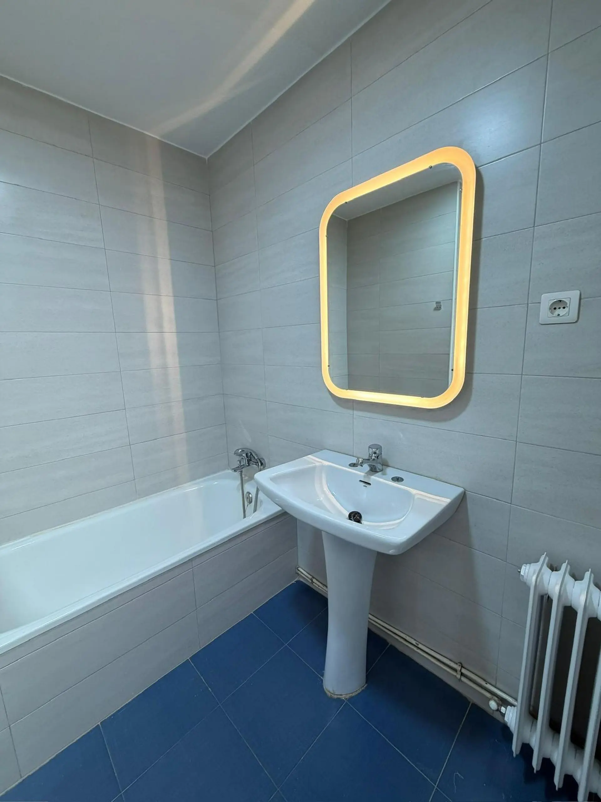 Apartment Of 100 M² In Yecla, Spain
