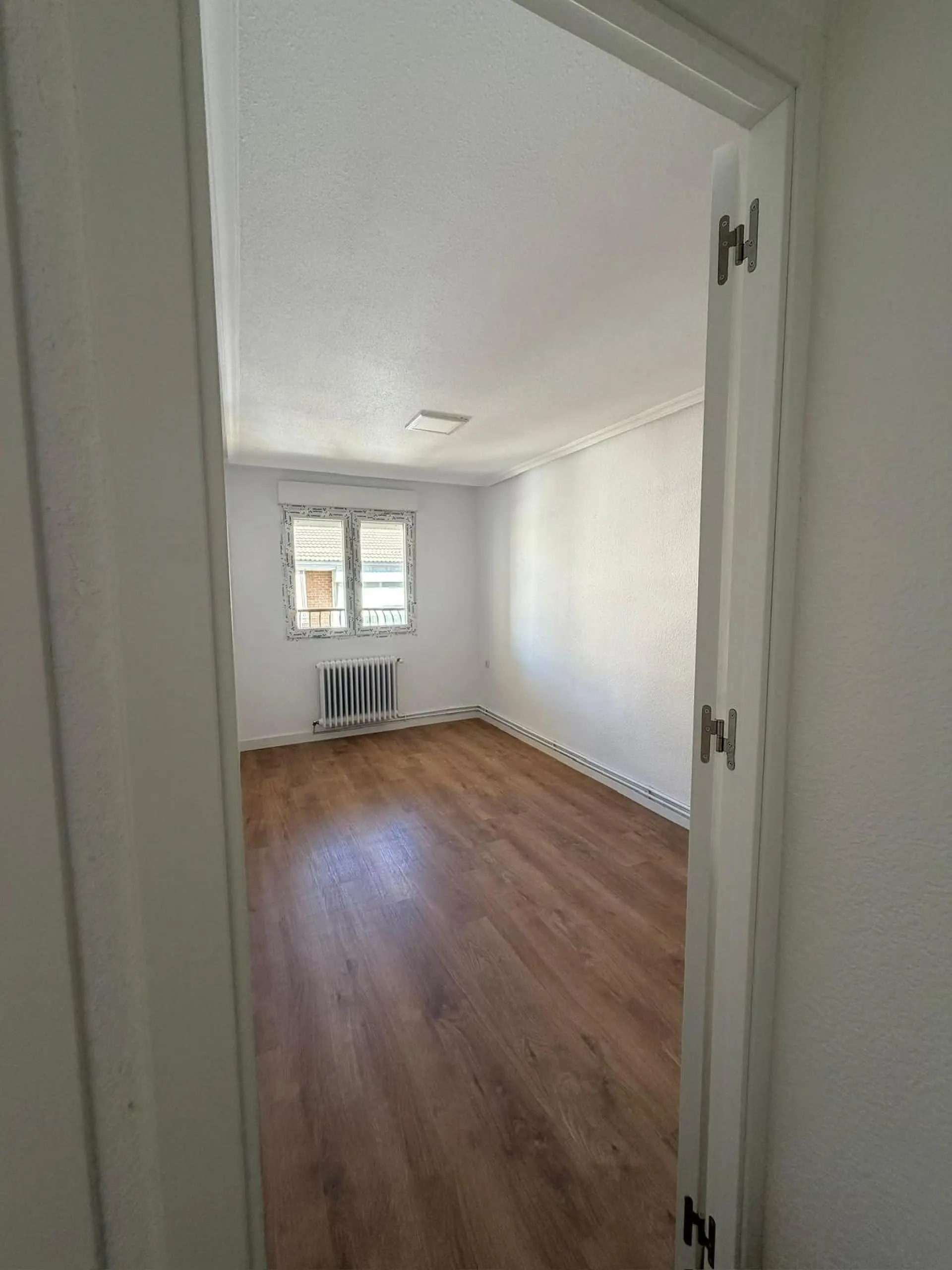 Apartment Of 100 M² In Yecla, Spain