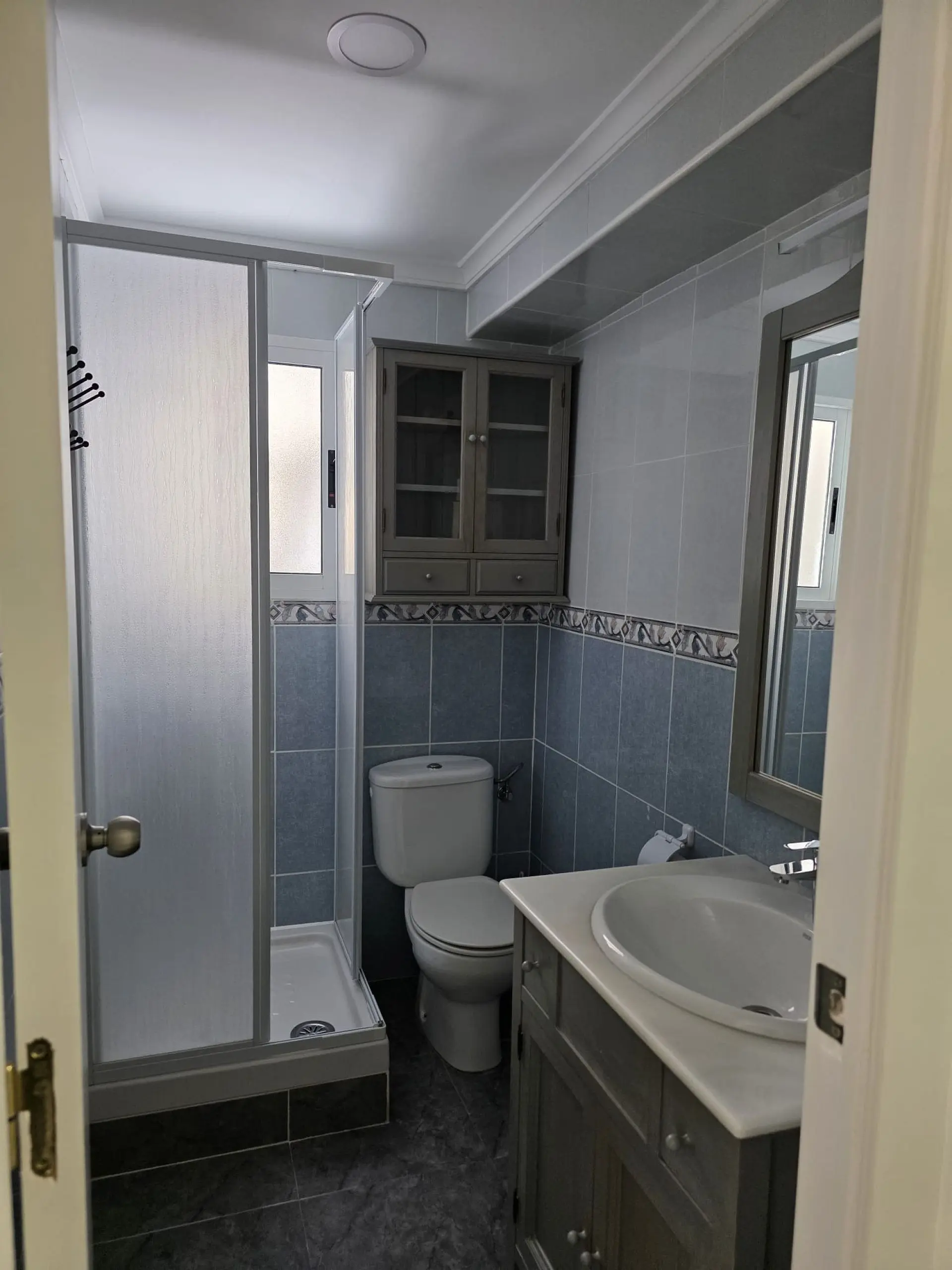 Apartment Of 85 M² With Features In Aspe, Spain