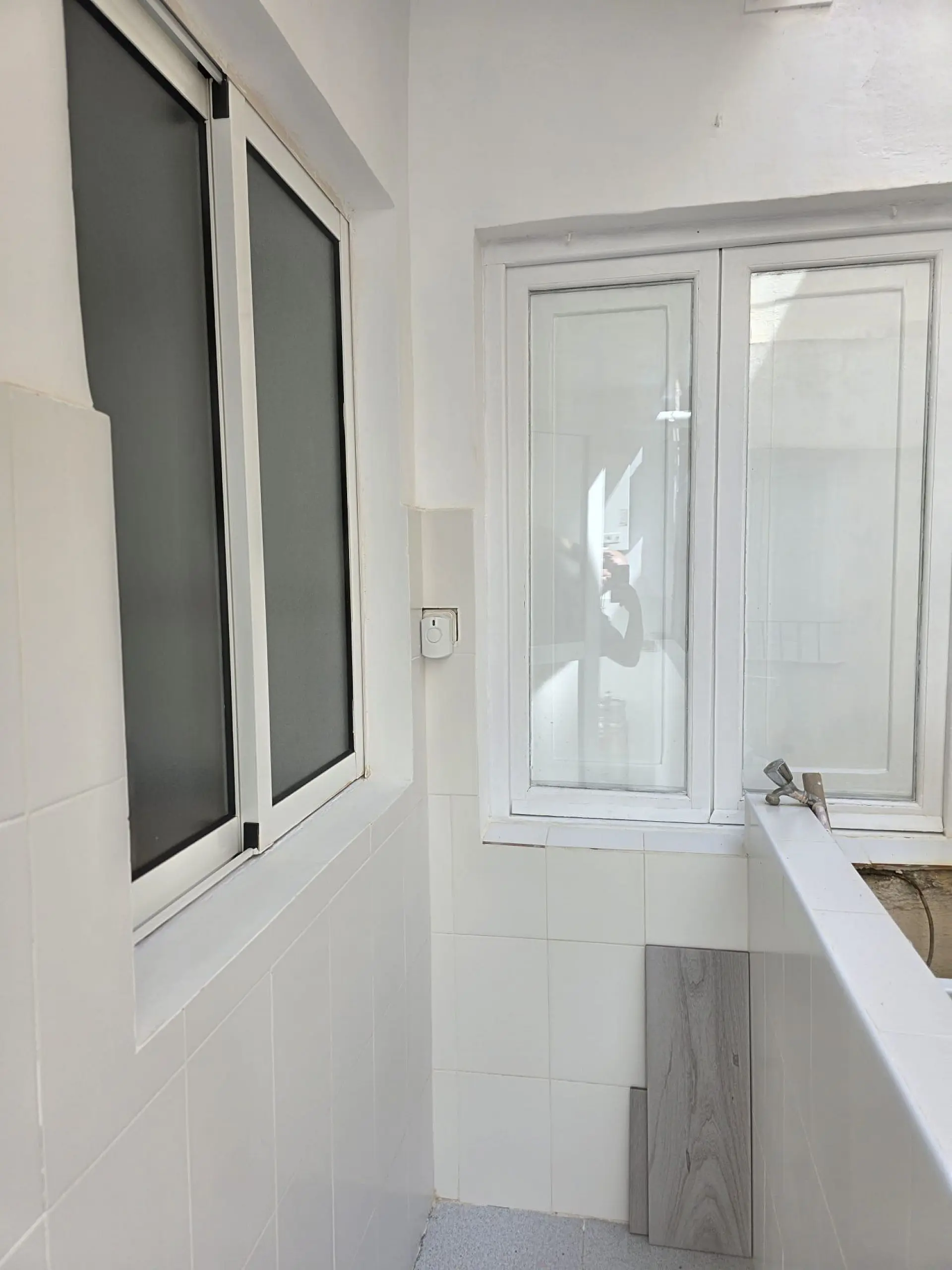 Apartment Of 85 M² With Features In Aspe, Spain