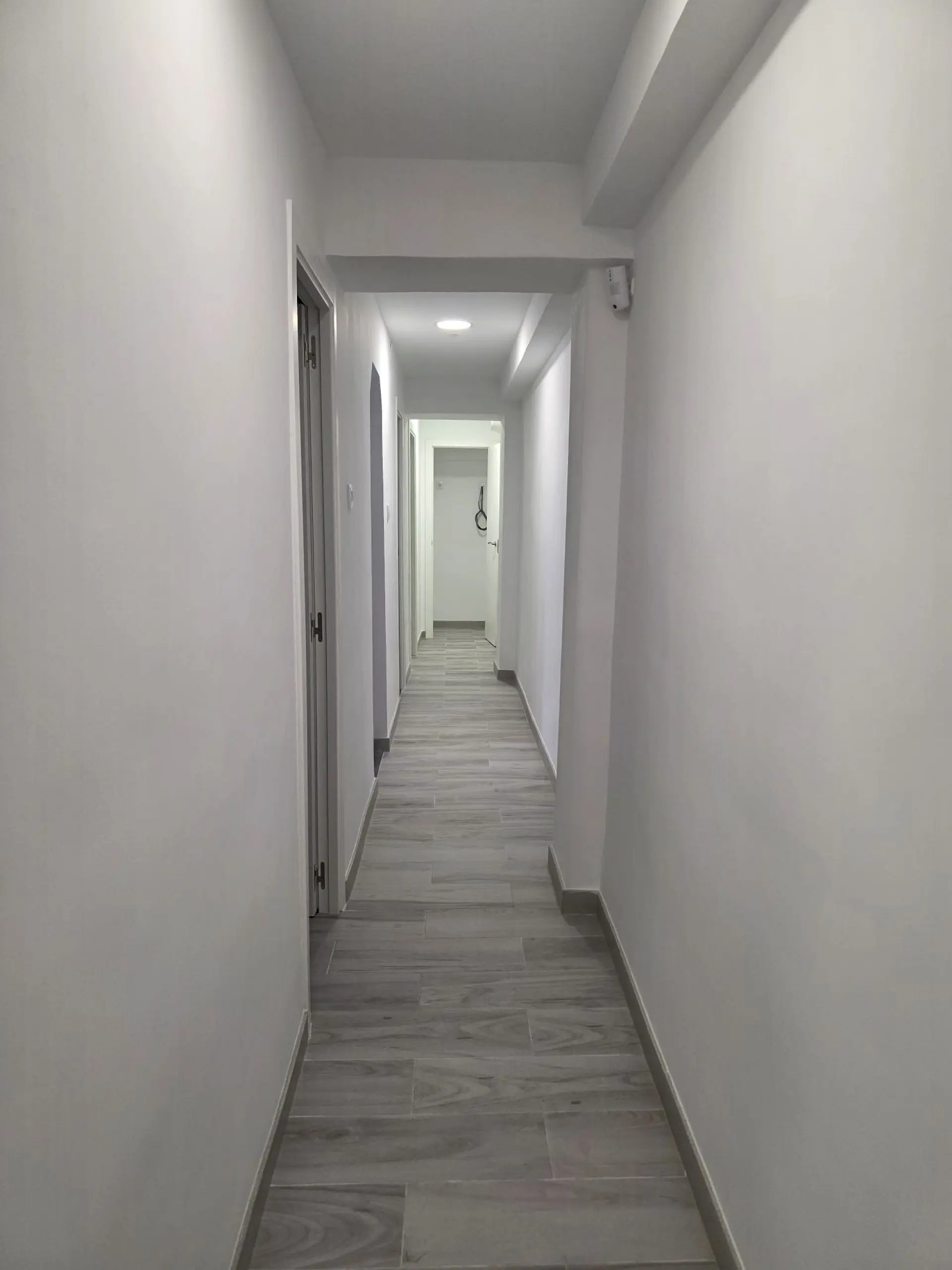 Apartment Of 85 M² With Features In Aspe, Spain