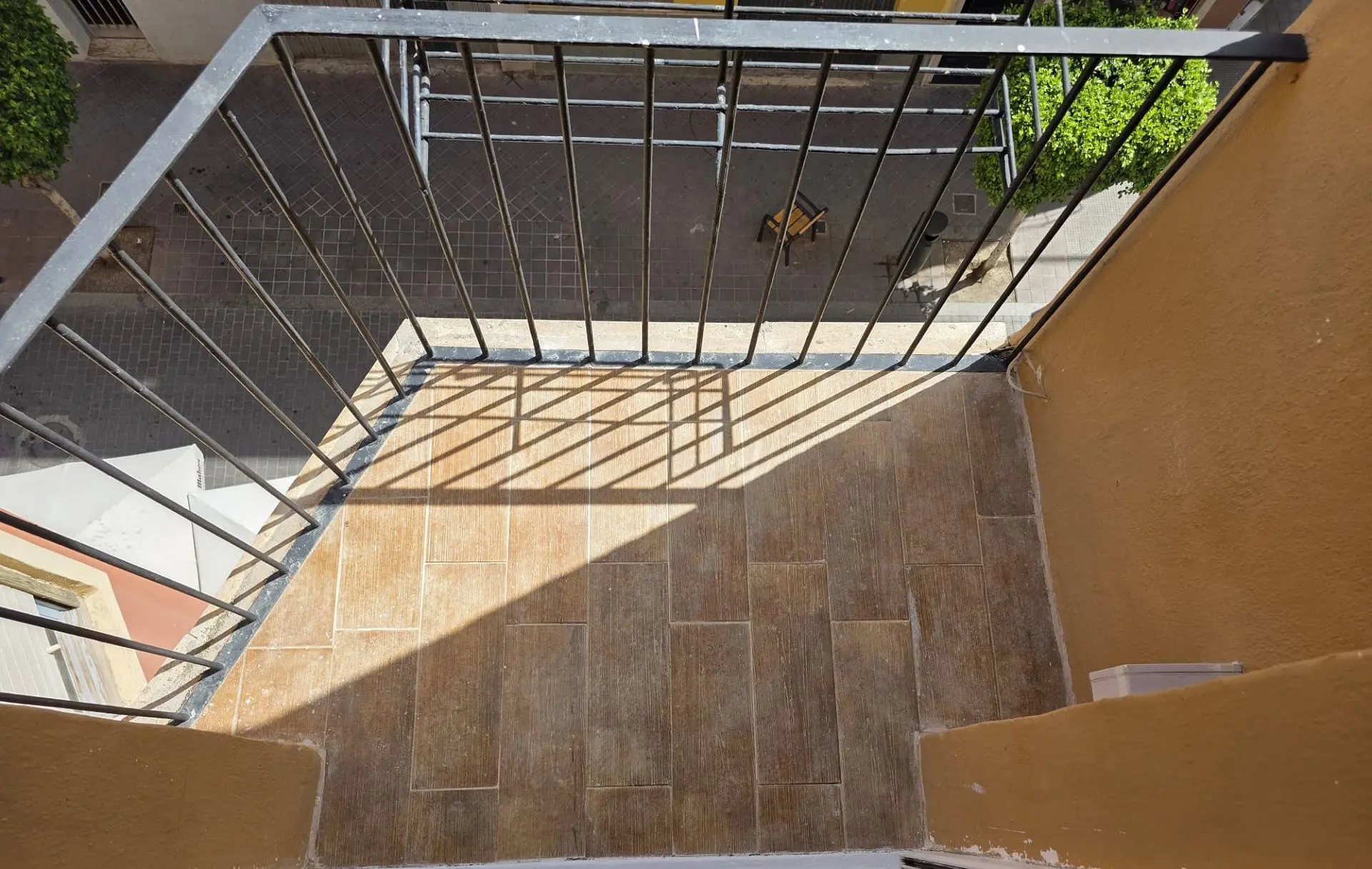 Apartment Of 85 M² With Features In Aspe, Spain