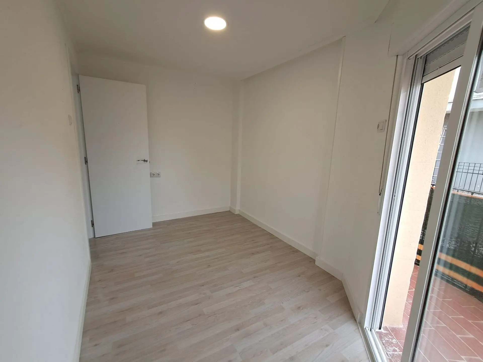 Apartment Of 95 M² In Aspe, Spain