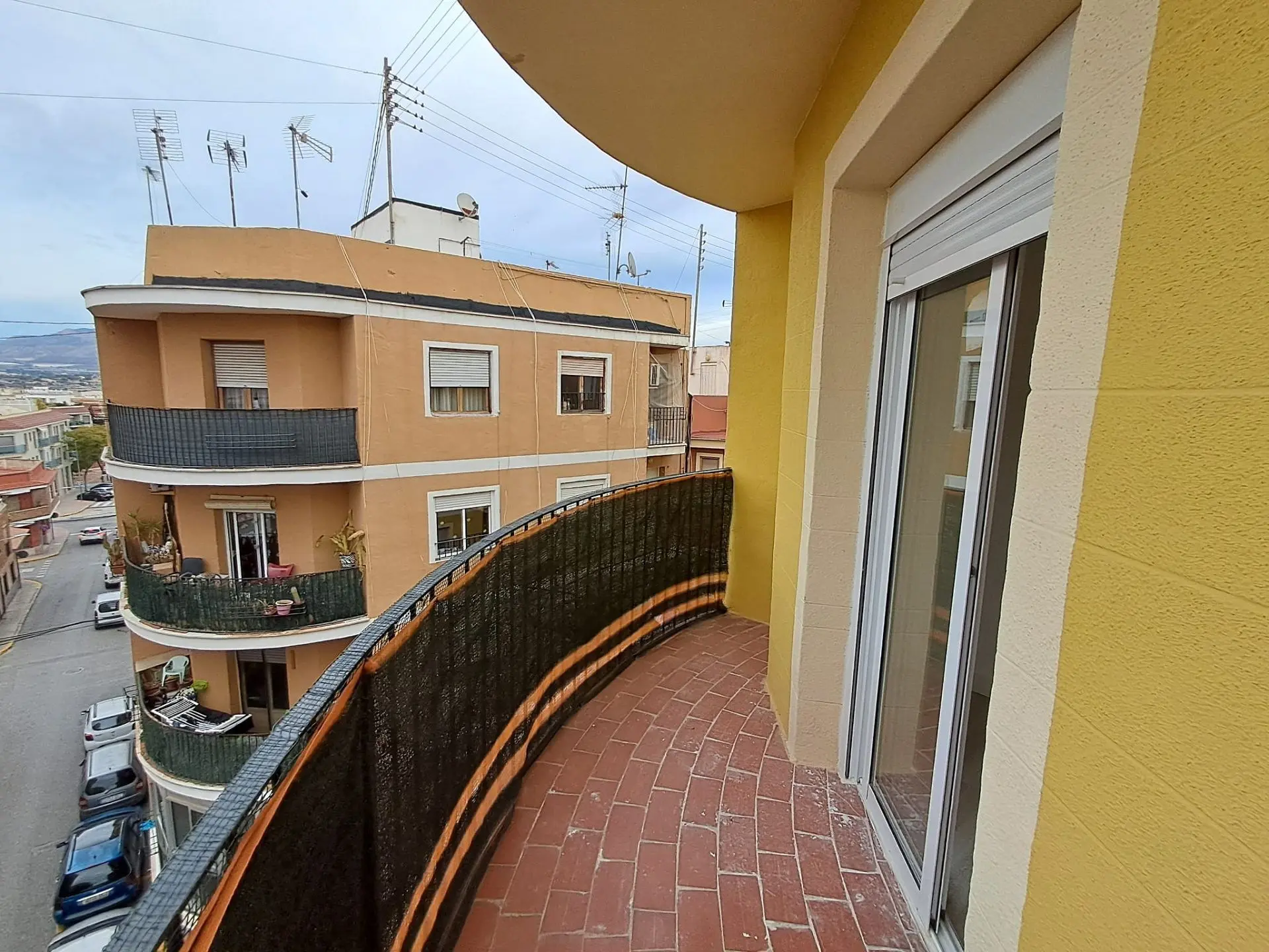 Apartment Of 95 M² In Aspe, Spain