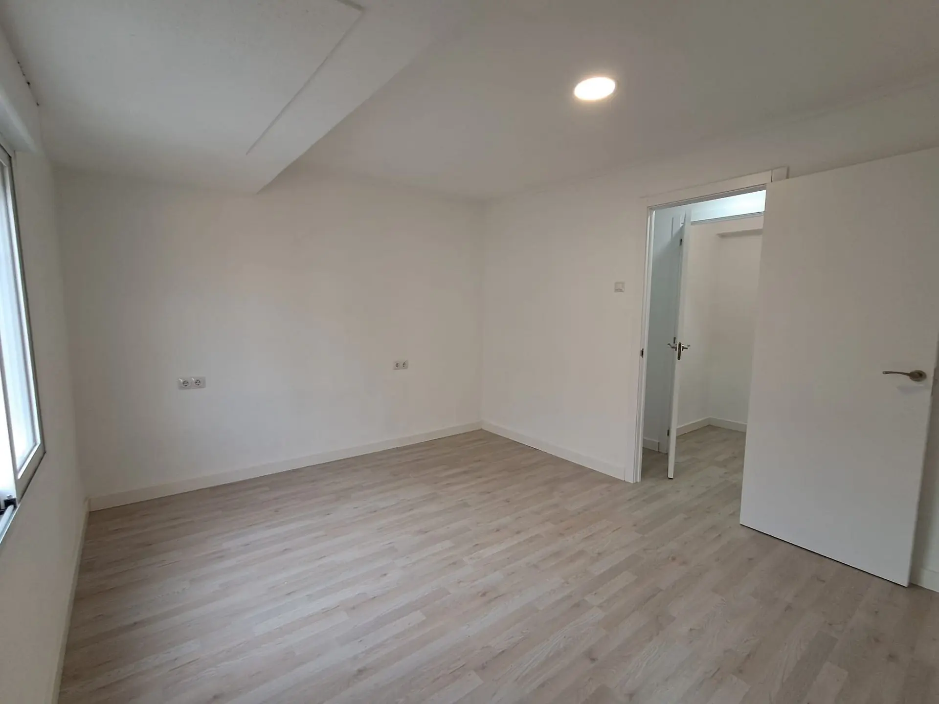 Apartment Of 95 M² In Aspe, Spain