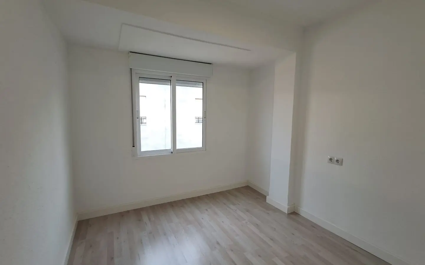 3-bedroom Apartment In Aspe, Spain (95 M²)