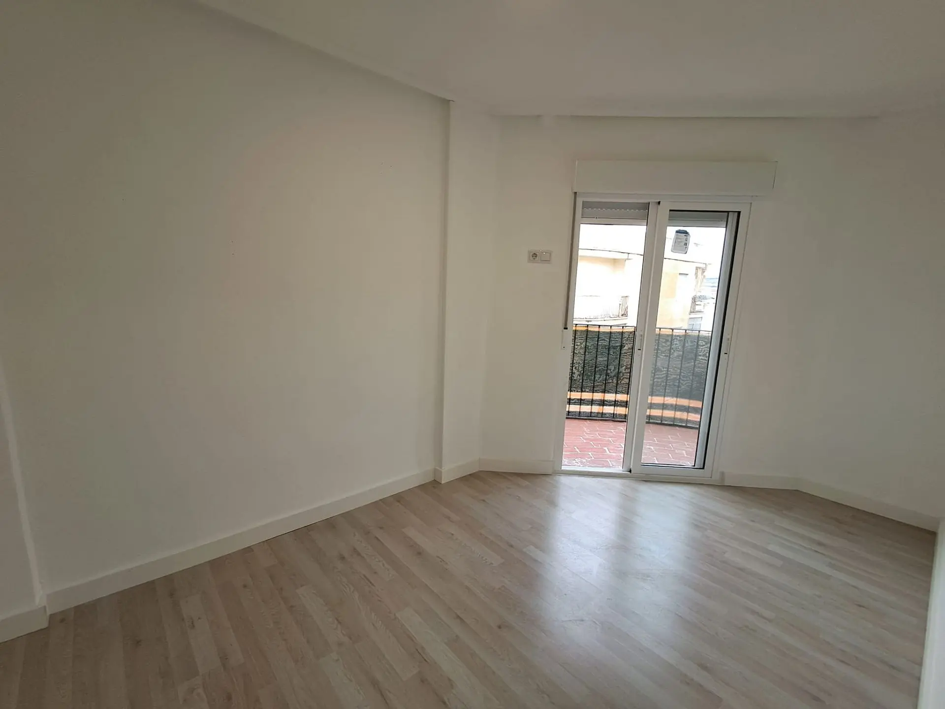 Apartment Of 95 M² In Aspe, Spain