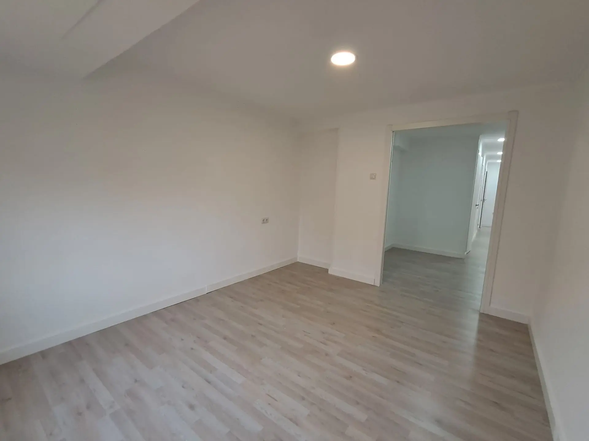Apartment Of 95 M² In Aspe, Spain