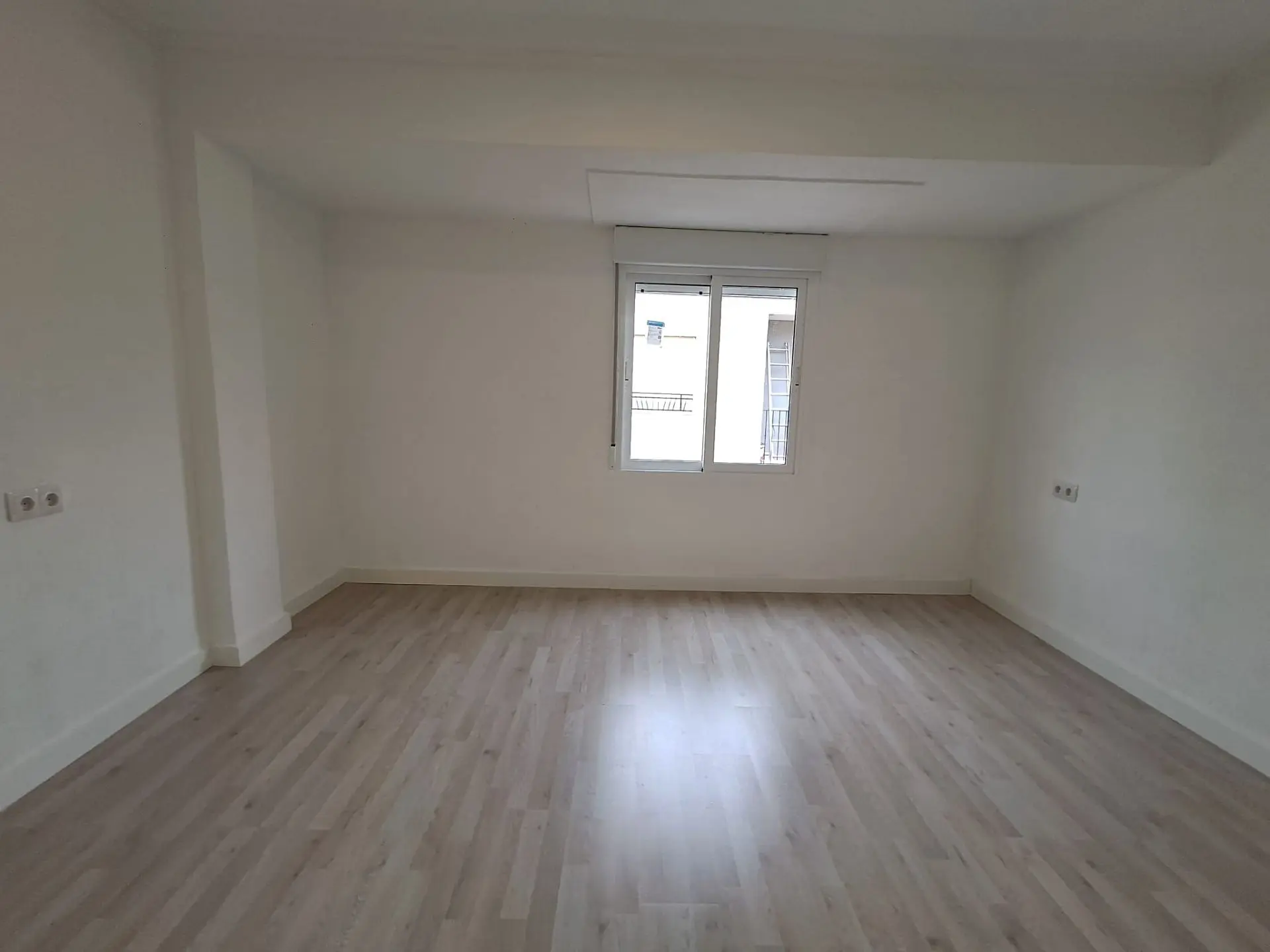 Apartment Of 95 M² In Aspe, Spain