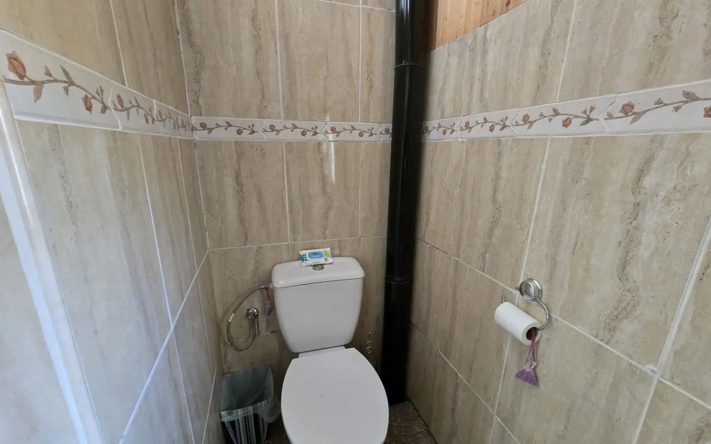 2-bedroom Country House In Pinoso, Spain (208 M²)
