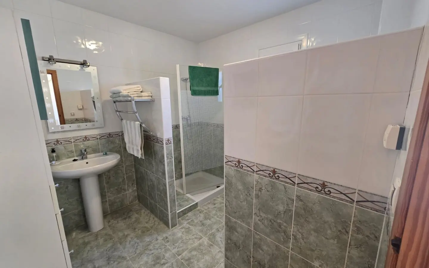 4-bedroom Detached Villa In Monovar, Spain (167 M²)