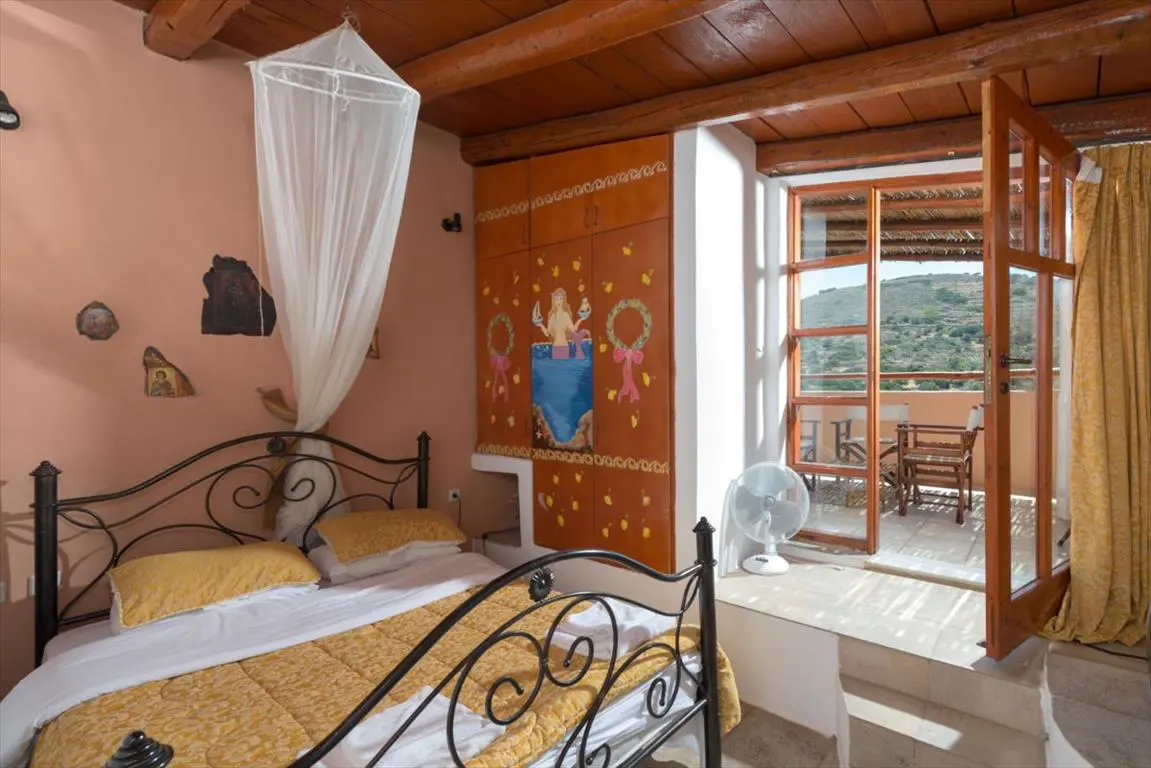 Villa Of 220 M² In Crete