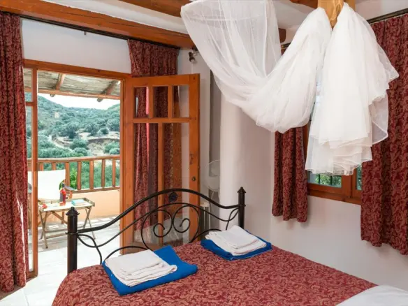 Villa In Agios Nikolaos, Greece (220 M²)