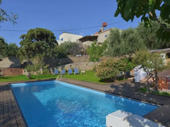 Villa In Agios Nikolaos, Greece (220 M²)