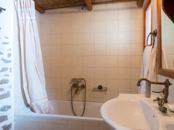 Villa In Agios Nikolaos, Greece (220 M²)